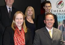 Candidates give a diluted display