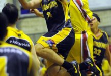 Hendrix held by Warriors