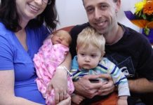 Delivery in loading zone