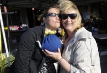 Oval rounds up the community