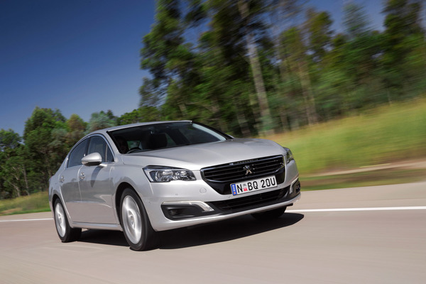 Peugeot508_159801_01.jpg