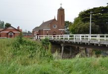 Bridge closure doesn’t hold up