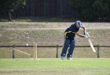 Giles and Senior put on a clinic