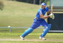 Dias stars with golden ton