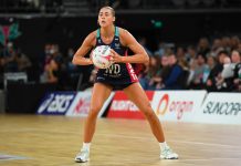 Sharni shoulders with the best