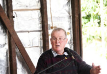 Locals tour swamp history