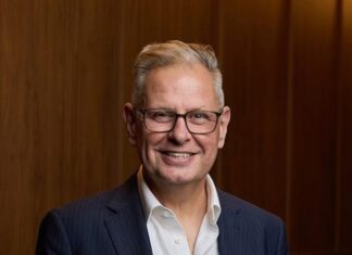 Labor select former library CEO for Bass