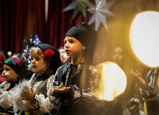 Christmas Carols in Casey