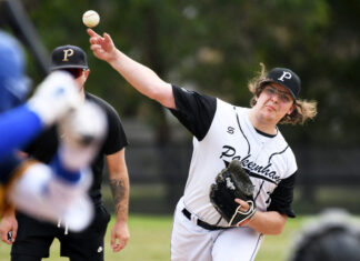 Pumas power over Cougars