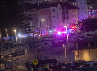 ‘Heinous’ and ‘horrific’, community reacts to Bondi terror attack