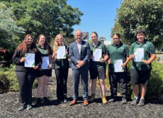 Pakenham Secondary good samaritans set example