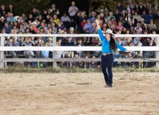 Back-to-back champion cracks the whip at Berwick Show