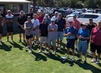 Former hoop kicks one home