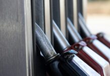 Panic-buying despite 24-hour fuel price cap